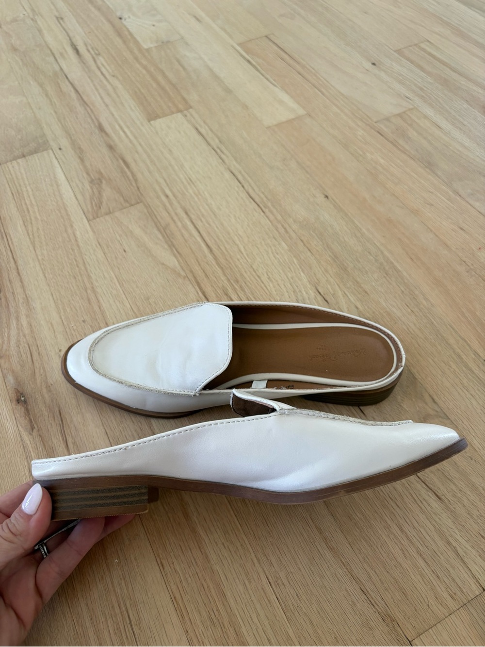 Universal Thread Cream Mules - Picture 4 of 12